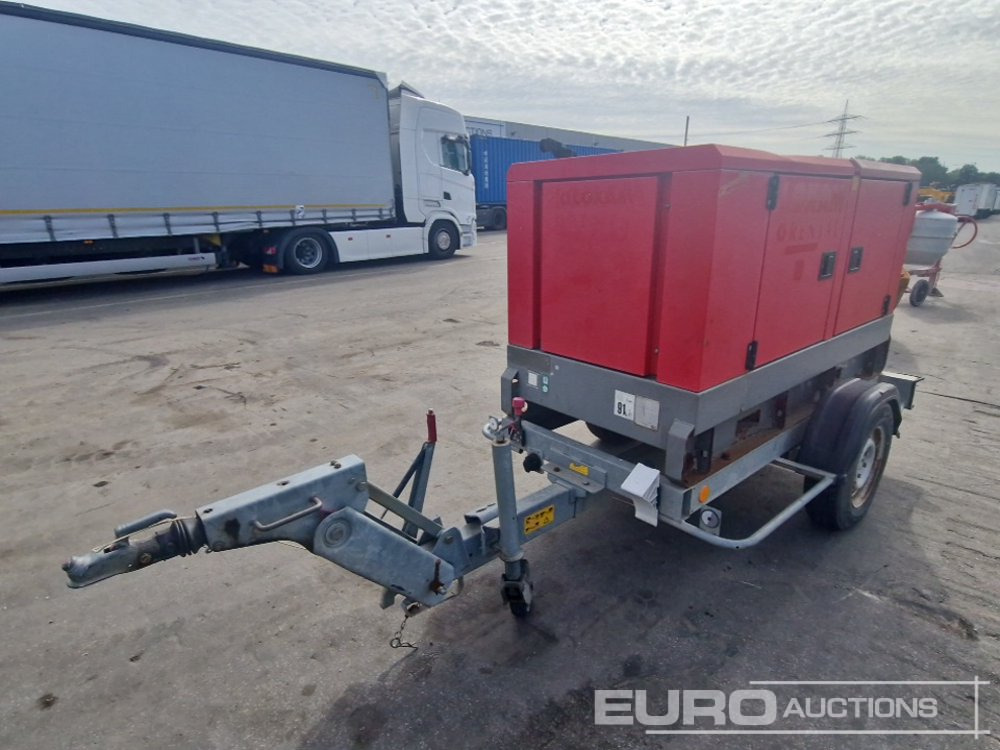 2010 Atlas Copco QAS30KDS - Áramfejlesztő: 1 kép. 2010 Atlas Copco QAS30KDS - Áramfejlesztő: 1 kép.