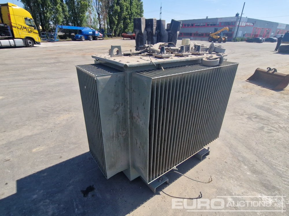 2010 GG POWER SYSTEMS 1260kVA Transformer - Áramfejlesztő: 3 kép. 2010 GG POWER SYSTEMS 1260kVA Transformer - Áramfejlesztő: 3 kép.