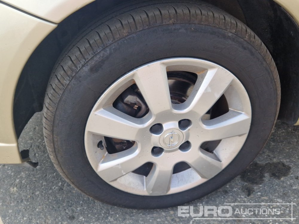 2010 Opel Meriva - Autó: 5 kép. 2010 Opel Meriva - Autó: 5 kép.