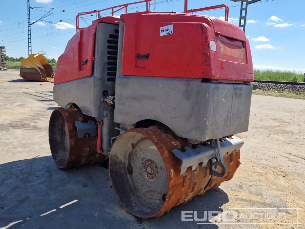 2011 Bomag BMP8500 - Aszfaltozó gép: 2 kép. 2011 Bomag BMP8500 - Aszfaltozó gép: 2 kép.