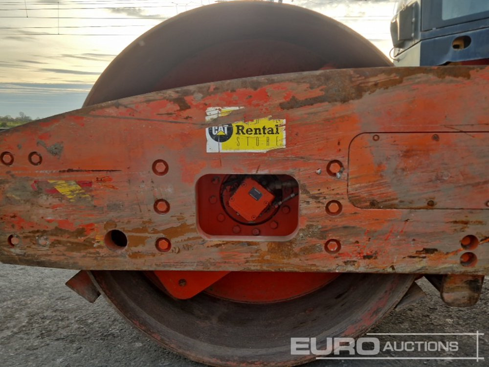 Henger 2011 CAT CS-533E: 14 kép.