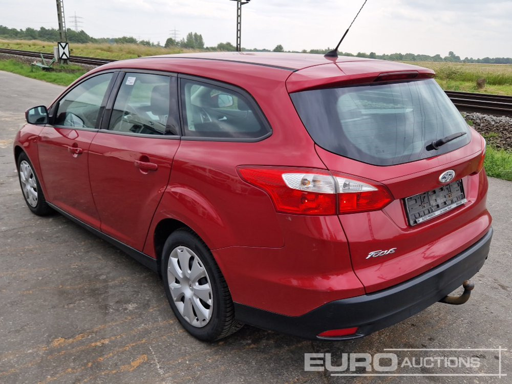 2011 Ford Focus - Autó: 3 kép. 2011 Ford Focus - Autó: 3 kép.