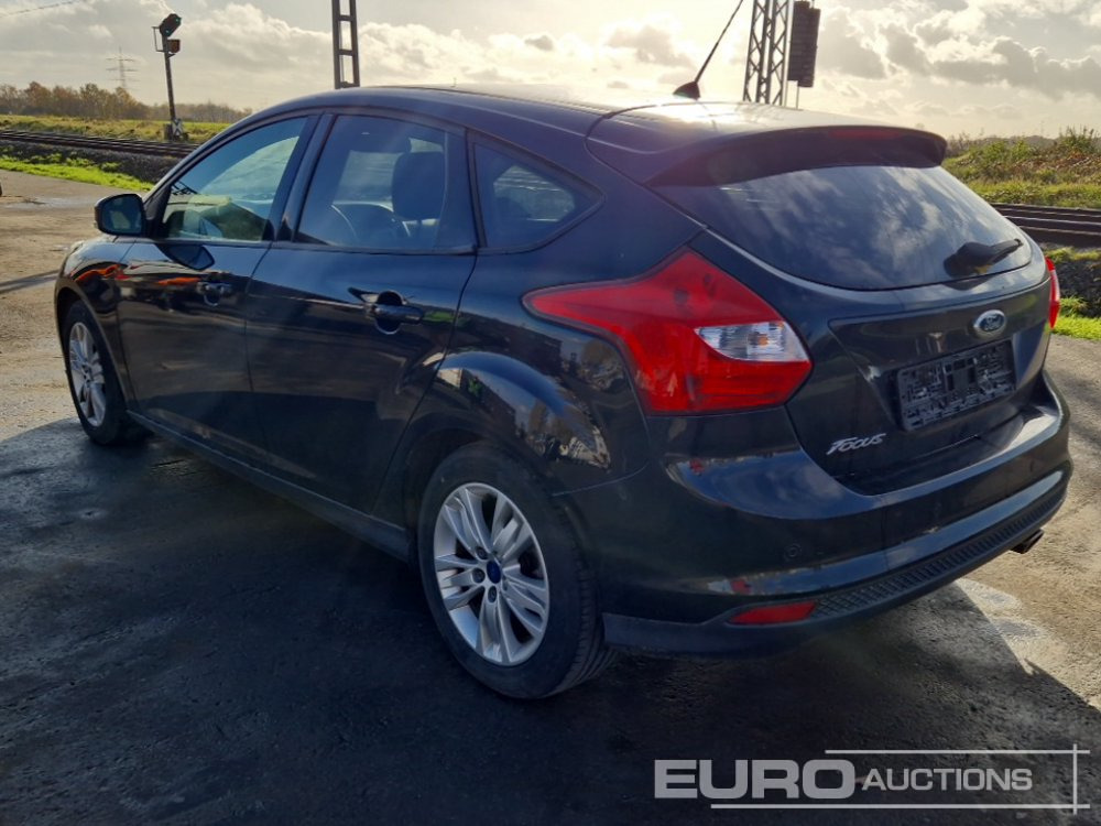 2011 Ford Focus - Autó: 3 kép. 2011 Ford Focus - Autó: 3 kép.