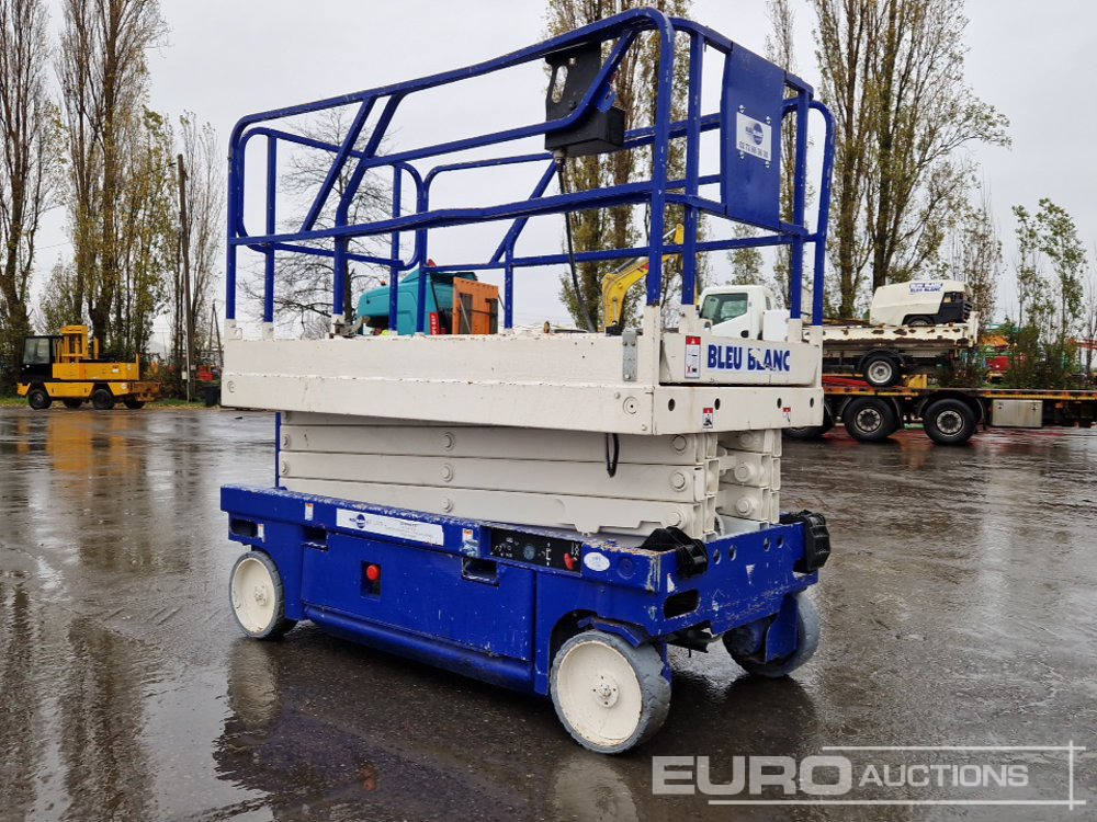 2011 Haulotte Compact 10 - Emelő: 3 kép. 2011 Haulotte Compact 10 - Emelő: 3 kép.