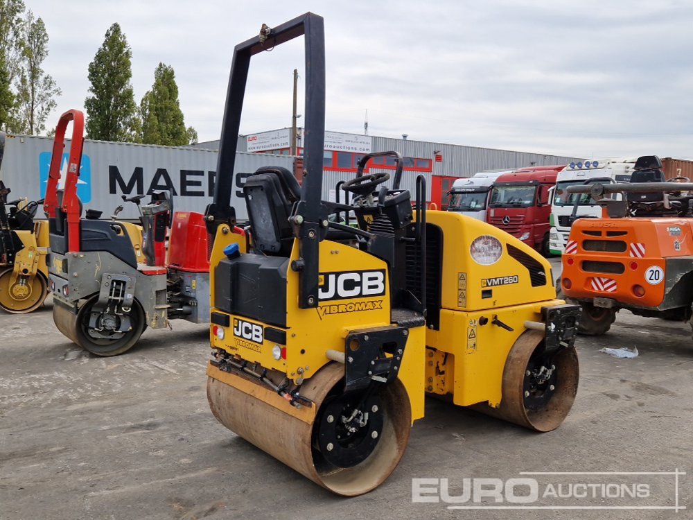 2011 JCB VMT260 - Henger: 4 kép. 2011 JCB VMT260 - Henger: 4 kép.