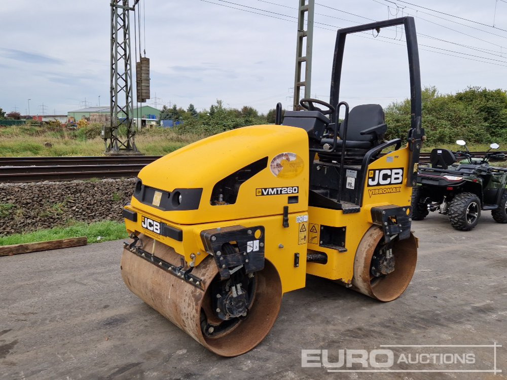 2011 JCB VMT260 - Henger: 1 kép. 2011 JCB VMT260 - Henger: 1 kép.
