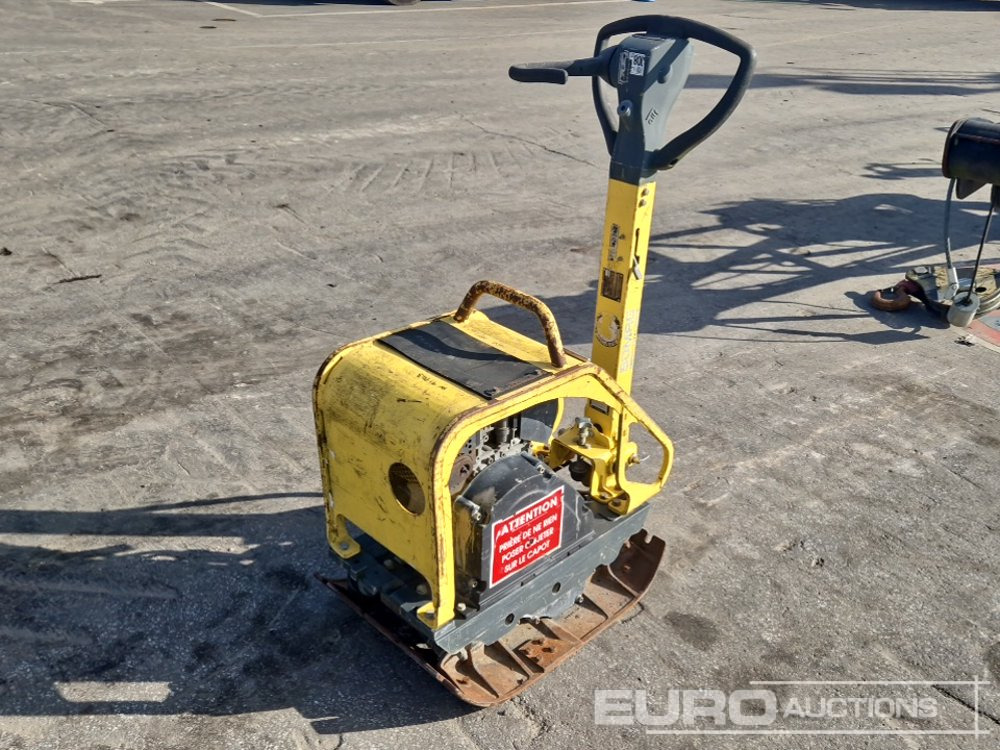 2012 Bomag 1B20-6 - Aszfaltozó gép: 3 kép. 2012 Bomag 1B20-6 - Aszfaltozó gép: 3 kép.