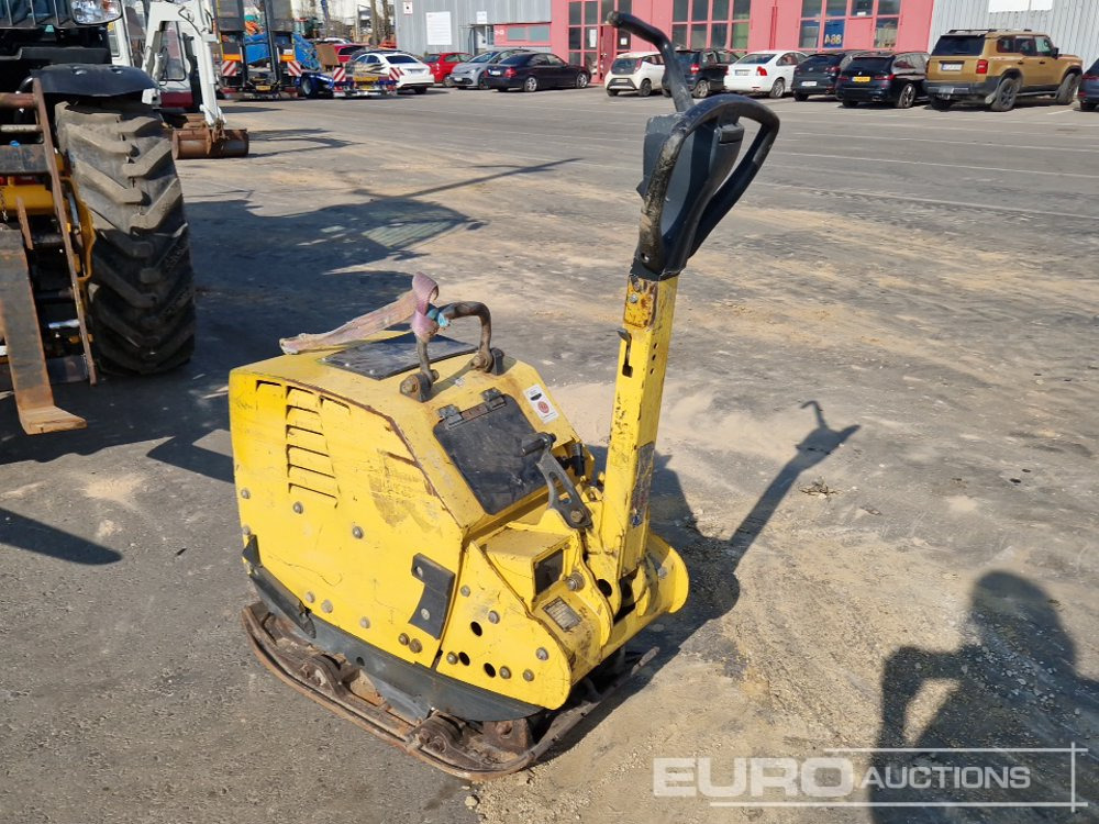 2012 Bomag Walk Behind Compaction Plate - Aszfaltozó gép: 4 kép. 2012 Bomag Walk Behind Compaction Plate - Aszfaltozó gép: 4 kép.