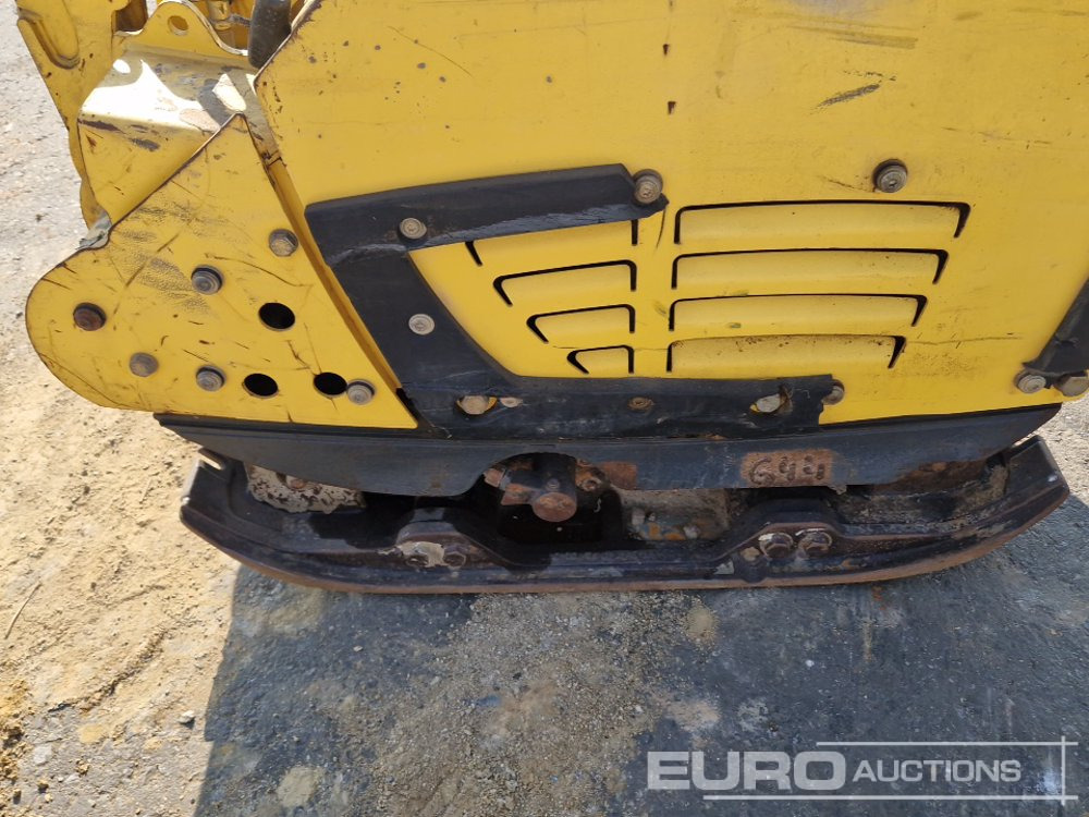 2012 Bomag Walk Behind Compaction Plate - Aszfaltozó gép: 5 kép. 2012 Bomag Walk Behind Compaction Plate - Aszfaltozó gép: 5 kép.