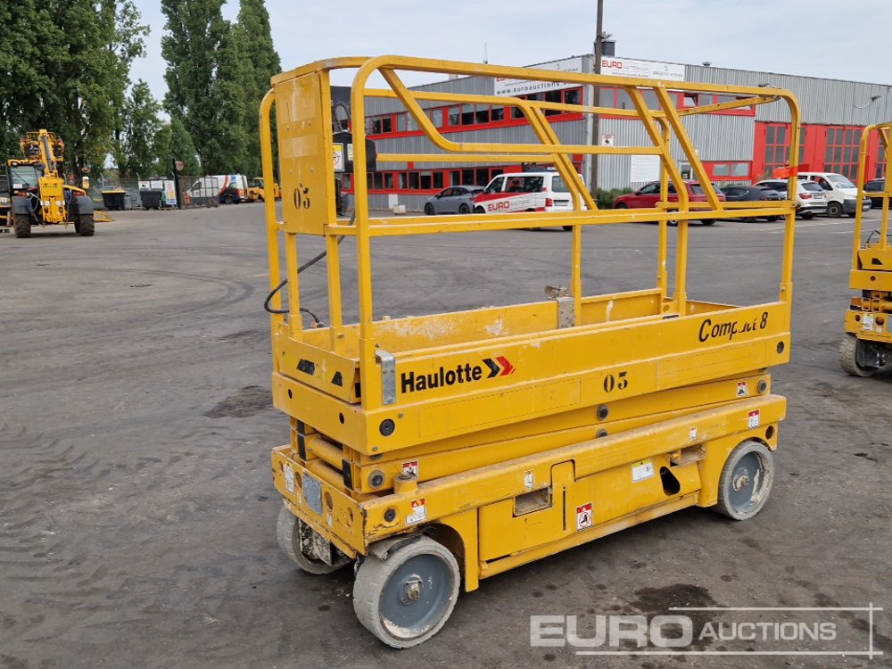 2012 Haulotte Compact 8 - Emelő: 4 kép. 2012 Haulotte Compact 8 - Emelő: 4 kép.