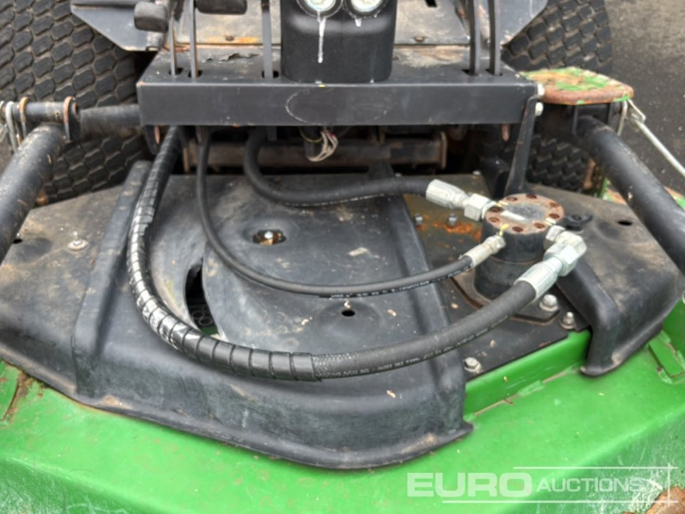 Kerti fűkasza 2012 John Deere 1600: 14 kép. Kerti fűkasza 2012 John Deere 1600: 14 kép.