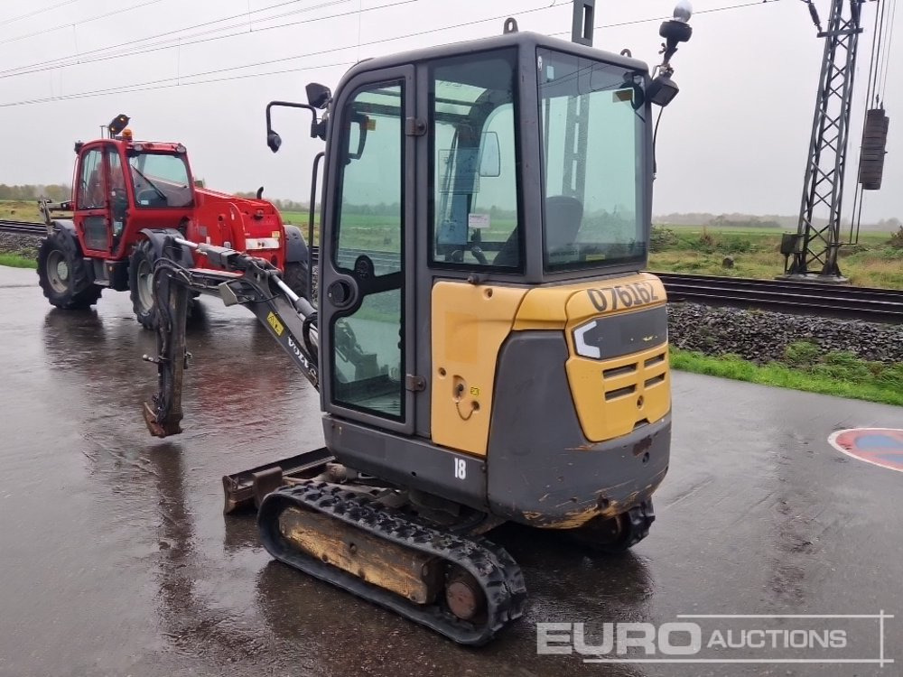 2012 Volvo EC18C - Minikotró: 3 kép. 2012 Volvo EC18C - Minikotró: 3 kép.