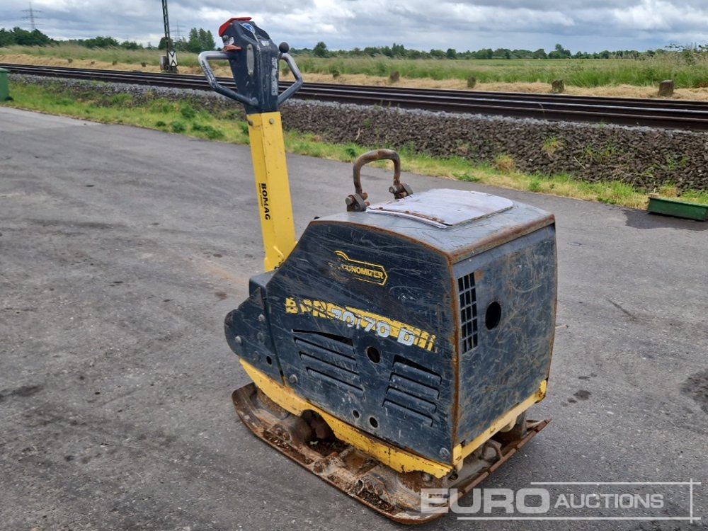 2013 Bomag BPR70/70 - Aszfaltozó gép: 2 kép. 2013 Bomag BPR70/70 - Aszfaltozó gép: 2 kép.