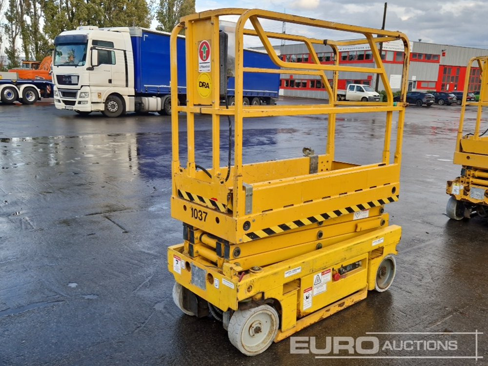 2013 Haulotte Optimum 8 - Ollós emelő: 4 kép. 2013 Haulotte Optimum 8 - Ollós emelő: 4 kép.