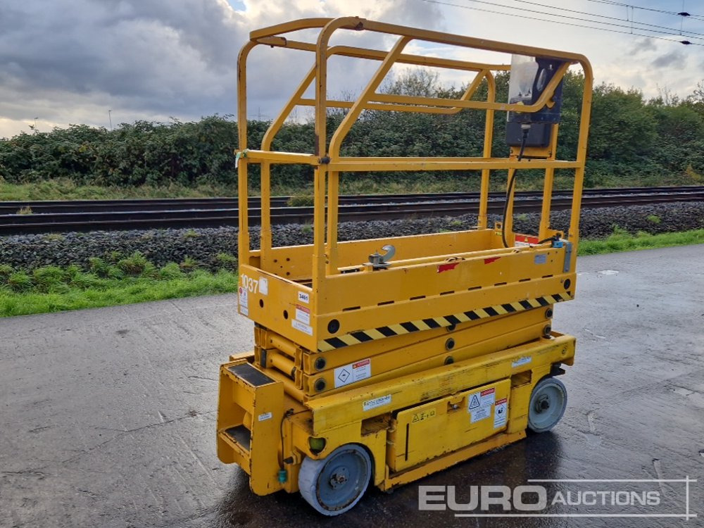 2013 Haulotte Optimum 8 - Ollós emelő: 1 kép. 2013 Haulotte Optimum 8 - Ollós emelő: 1 kép.