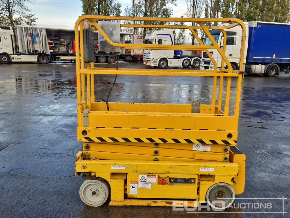 2013 Haulotte Optimum 8 - Ollós emelő: 5 kép. 2013 Haulotte Optimum 8 - Ollós emelő: 5 kép.