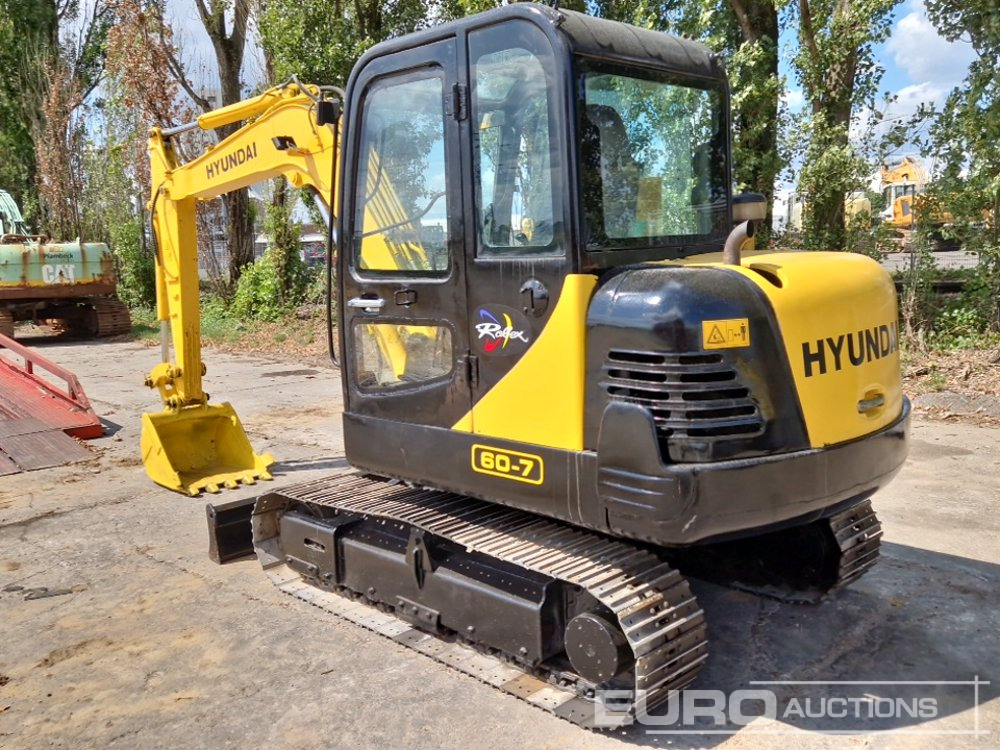 2013 Hyundai R60-7 - Minikotró: 3 kép. 2013 Hyundai R60-7 - Minikotró: 3 kép.