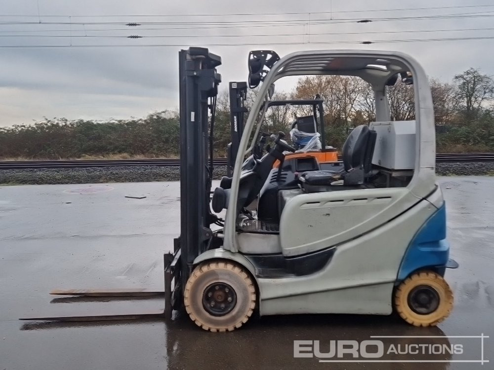 2013 Still RX60-25 - Villás targonca: 2 kép. 2013 Still RX60-25 - Villás targonca: 2 kép.