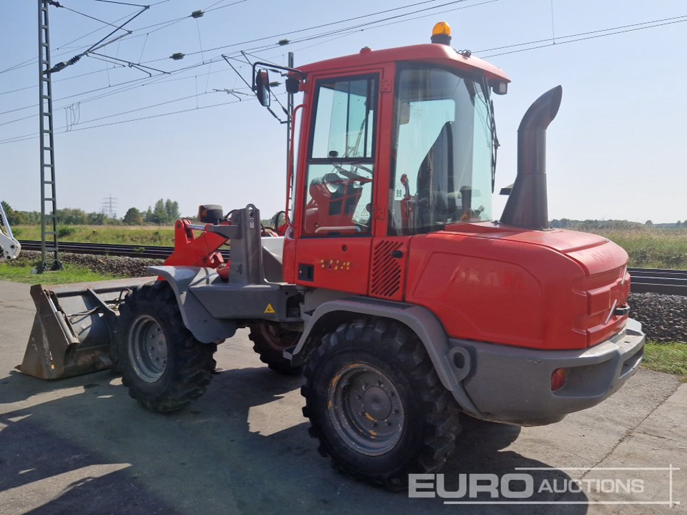 2013 Volvo L35G - Gumikerekes homlokrakodó: 3 kép. 2013 Volvo L35G - Gumikerekes homlokrakodó: 3 kép.