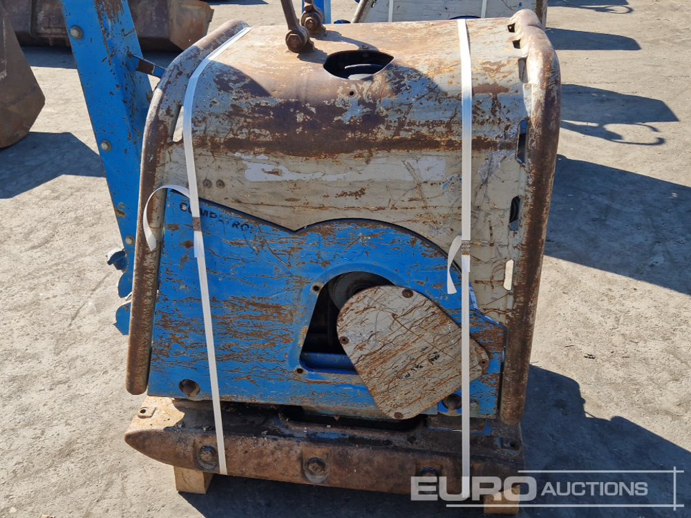 2013 Weber CR8CCD - Lapvibrátor: 5 kép. 2013 Weber CR8CCD - Lapvibrátor: 5 kép.