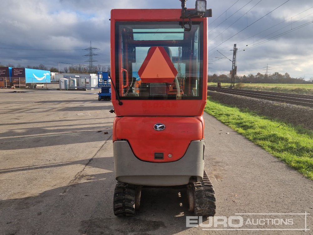 2013 Yanmar SV17-EX - Minikotró: 4 kép. 2013 Yanmar SV17-EX - Minikotró: 4 kép.