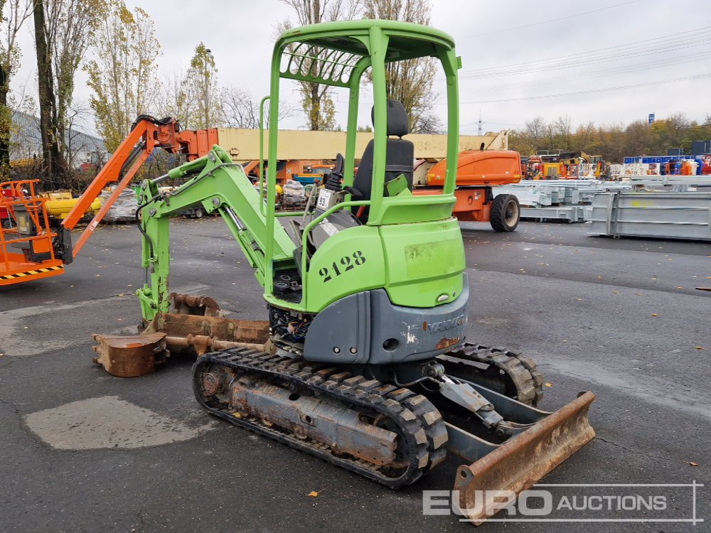 2013 Yanmar ViO25-4 - Minikotró: 3 kép. 2013 Yanmar ViO25-4 - Minikotró: 3 kép.