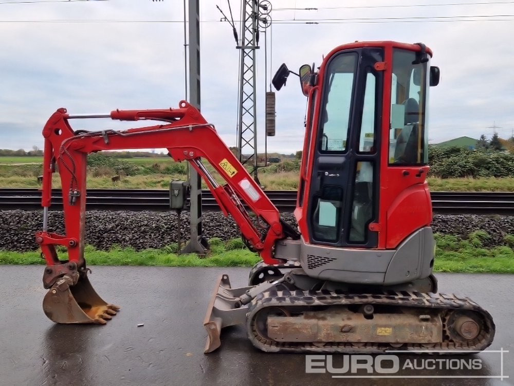 2013 Yanmar ViO25-4 - Minikotró: 2 kép. 2013 Yanmar ViO25-4 - Minikotró: 2 kép.
