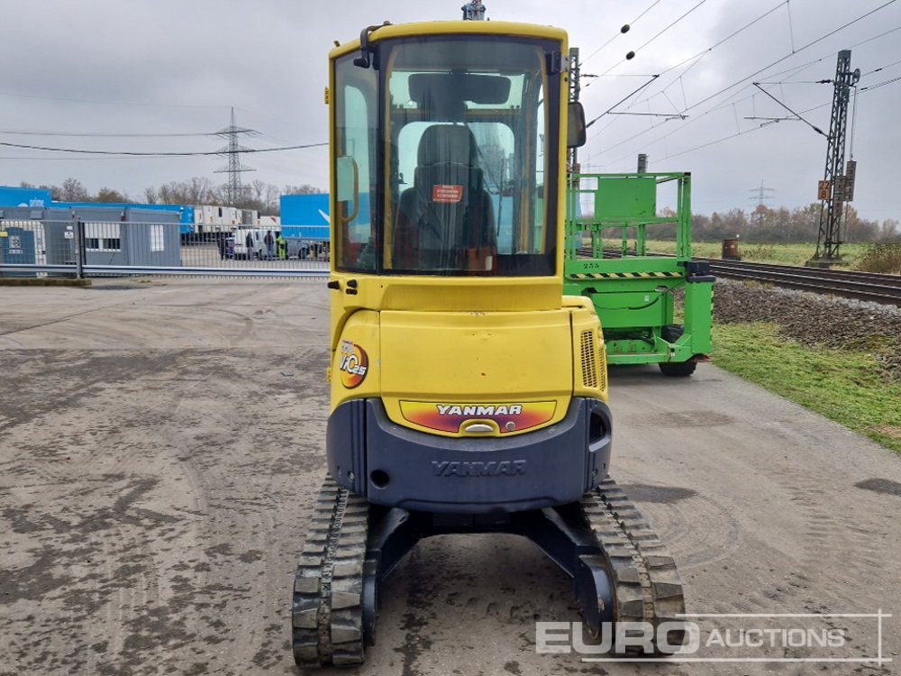 2013 Yanmar ViO25-4 - Minikotró: 4 kép. 2013 Yanmar ViO25-4 - Minikotró: 4 kép.