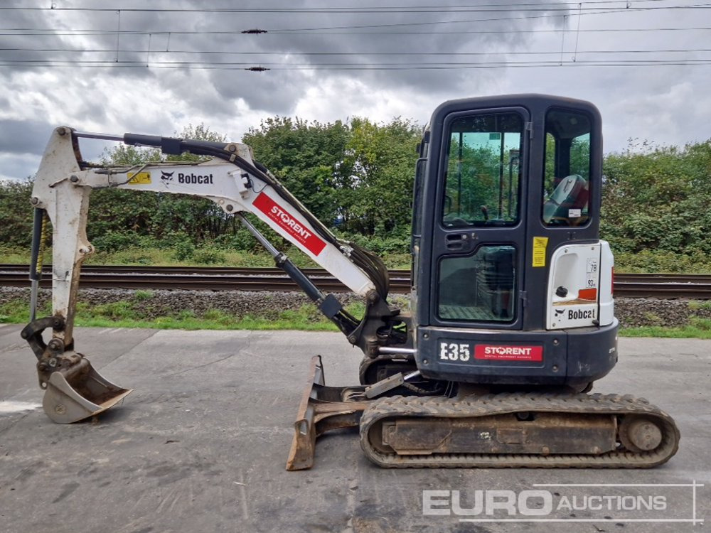 2014 Bobcat E35 EM - Minikotró: 3 kép. 2014 Bobcat E35 EM - Minikotró: 3 kép.