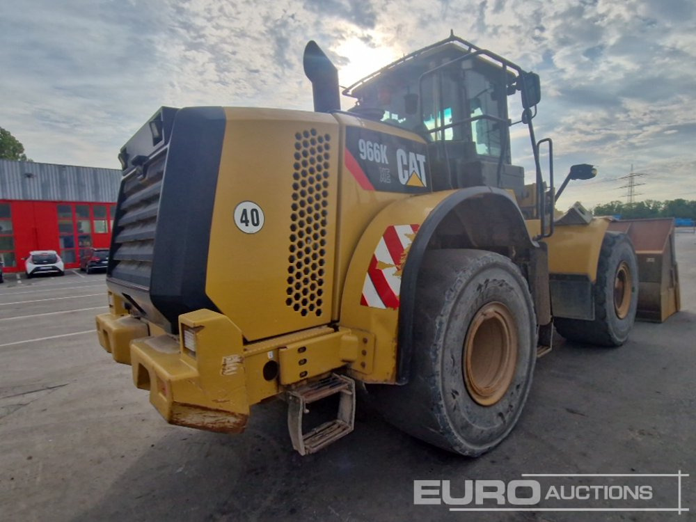 2014 CAT 966K XE - Gumikerekes homlokrakodó: 5 kép. 2014 CAT 966K XE - Gumikerekes homlokrakodó: 5 kép.