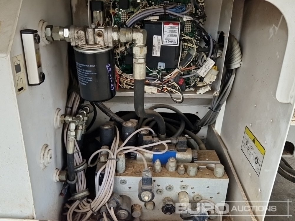 Emelő 2014 Haulotte Compact 12DX: 25 kép.