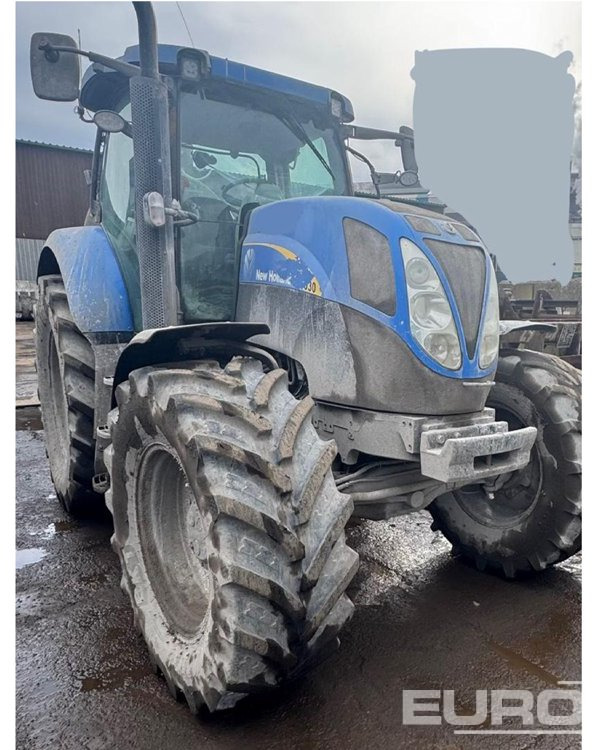 2014 New Holland T6030 - Traktor: 1 kép. 2014 New Holland T6030 - Traktor: 1 kép.