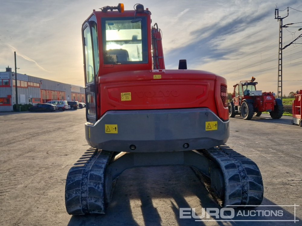 2014 Volvo ECR88D - Minikotró: 5 kép. 2014 Volvo ECR88D - Minikotró: 5 kép.
