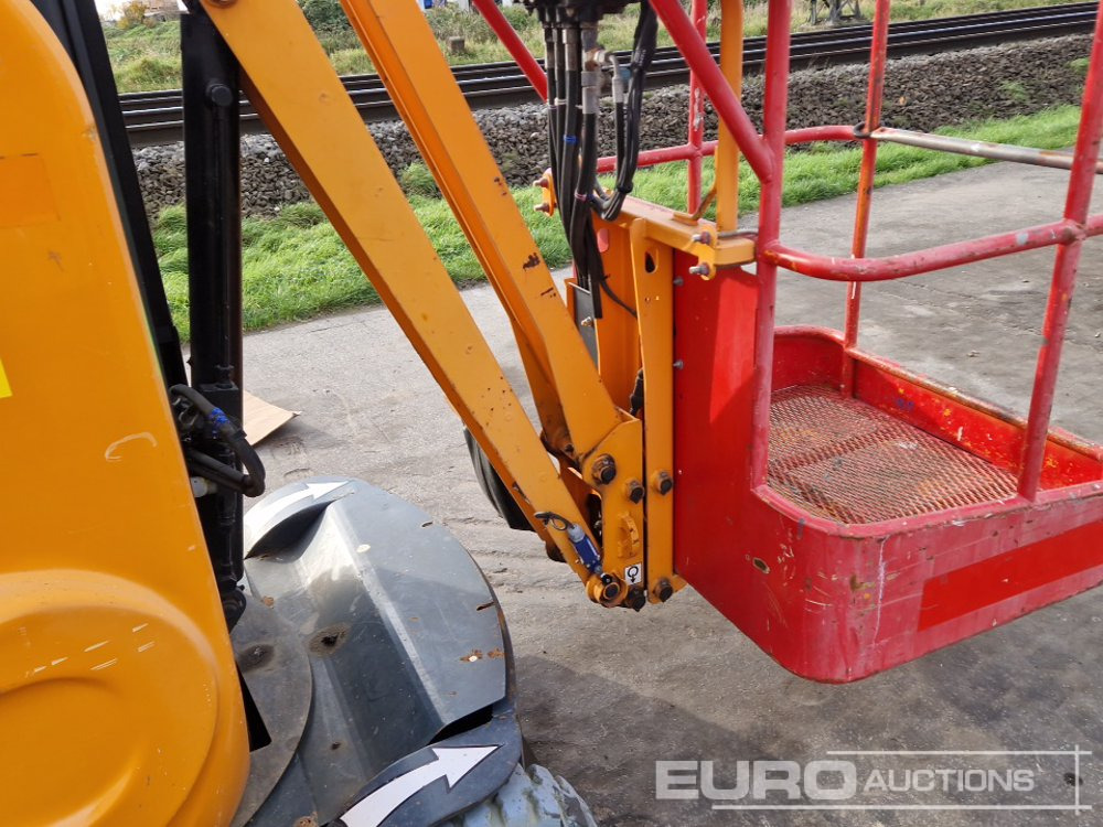 Emelő 2015 ATN PIAF 880R: 14 kép.