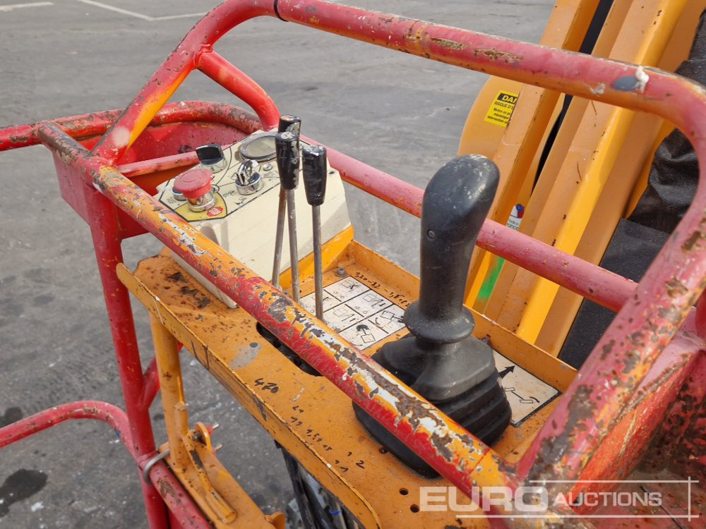 Emelő 2015 ATN PIAF 880R: 11 kép.