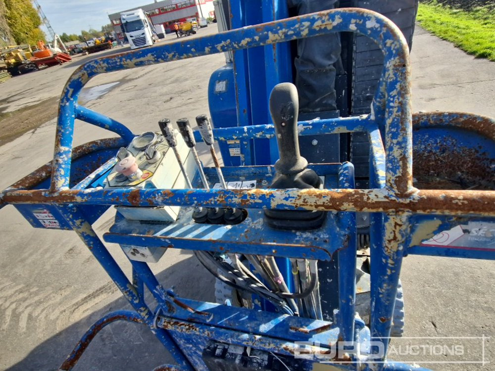 Oszlopos személyemelő 2015 ATN PIAF1000R: 21 kép.