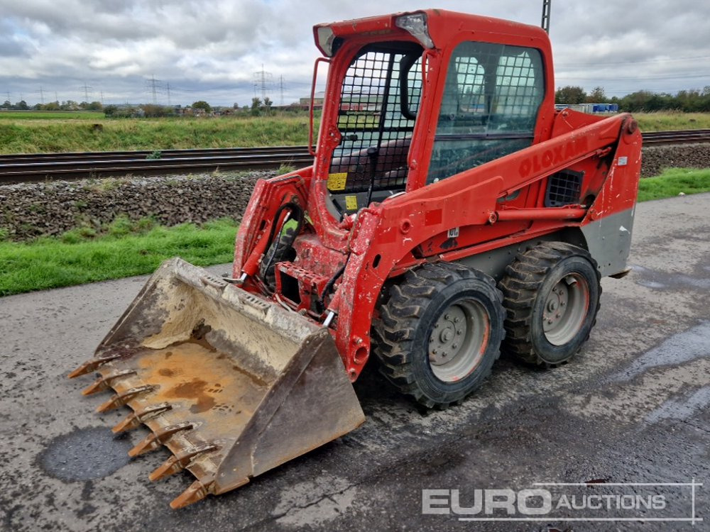 2015 Bobcat S450 - Mini homlokrakodó: 1 kép. 2015 Bobcat S450 - Mini homlokrakodó: 1 kép.