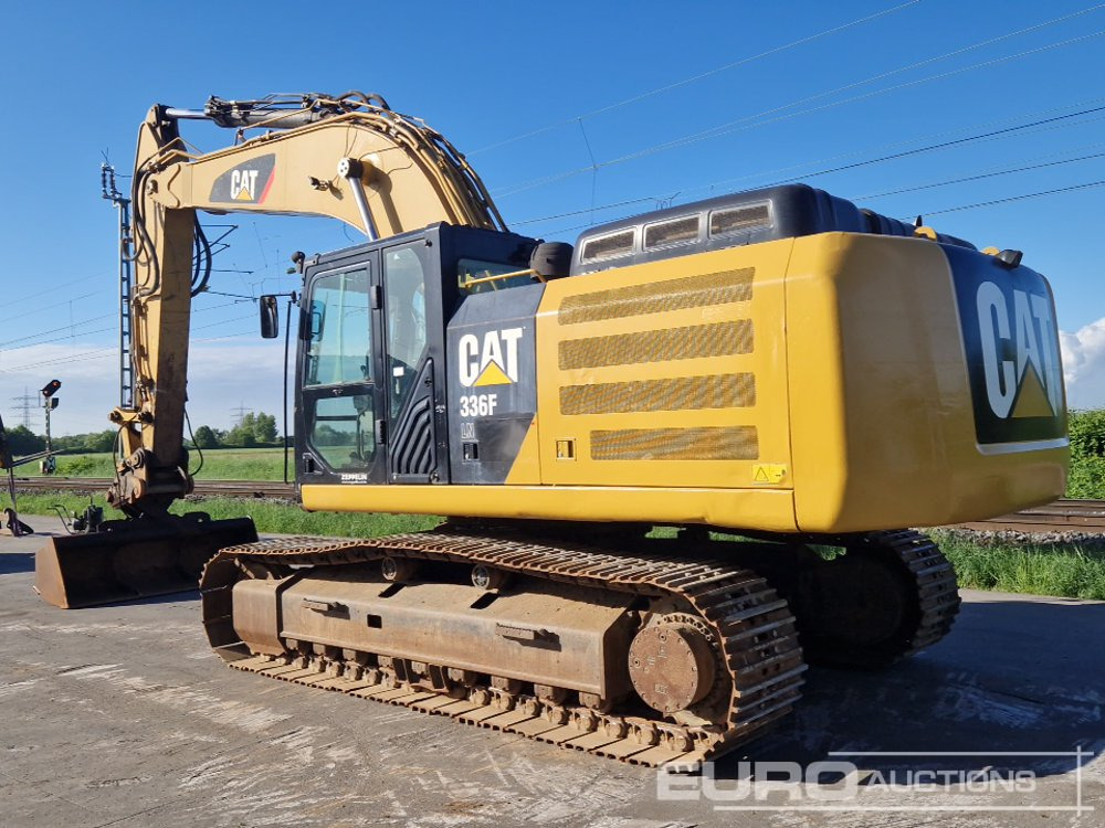 2015 CAT 336F - Lánctalpas kotró: 3 kép. 2015 CAT 336F - Lánctalpas kotró: 3 kép.