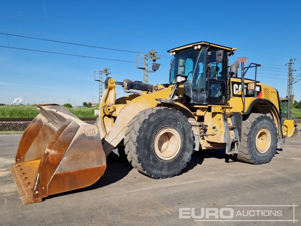 2015 CAT 966M - Gumikerekes homlokrakodó: 1 kép. 2015 CAT 966M - Gumikerekes homlokrakodó: 1 kép.