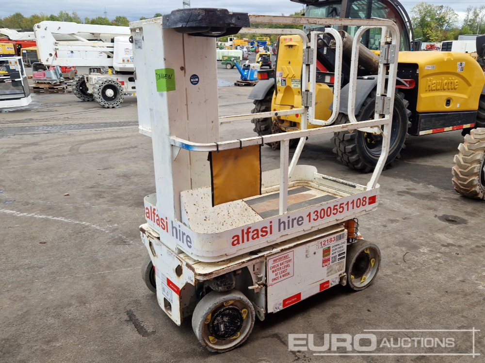 2015 JLG 1230ES - Emelő: 4 kép. 2015 JLG 1230ES - Emelő: 4 kép.