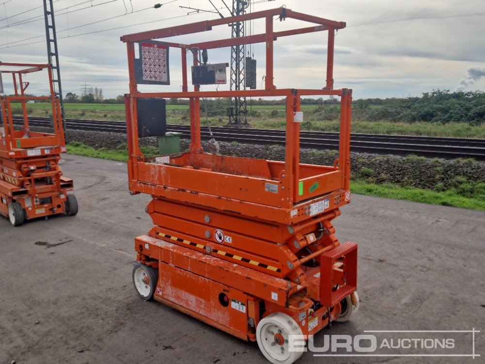 2015 SkyJack SJIII 3219 - Emelő: 3 kép. 2015 SkyJack SJIII 3219 - Emelő: 3 kép.