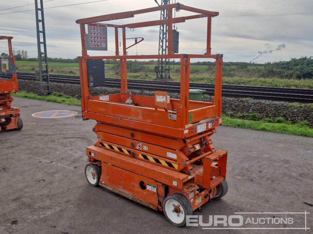 2015 SkyJack SJIII 3219 - Emelő: 3 kép. 2015 SkyJack SJIII 3219 - Emelő: 3 kép.