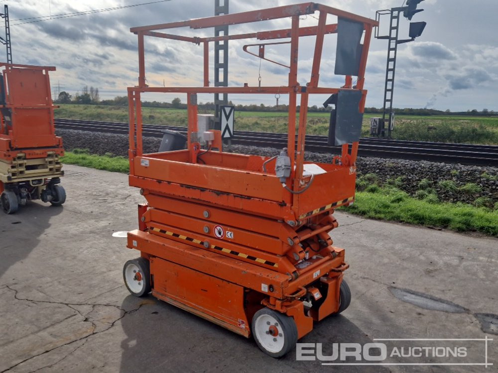 2015 SkyJack SJIII 3219 - Emelő: 3 kép. 2015 SkyJack SJIII 3219 - Emelő: 3 kép.