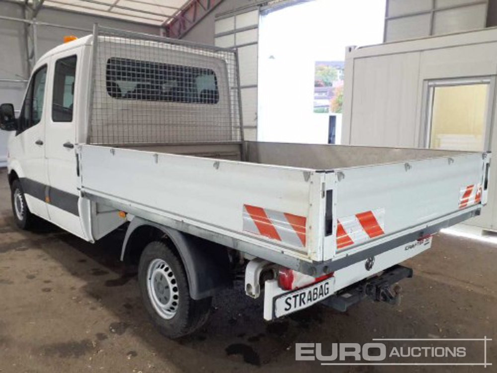 2015 Volkswagen Crafter - Platós kisteherautó: 2 kép. 2015 Volkswagen Crafter - Platós kisteherautó: 2 kép.