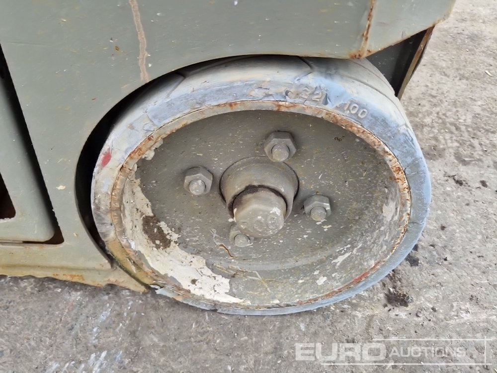 Emelő 2016 ATN PIAF 660RC: 8 kép.