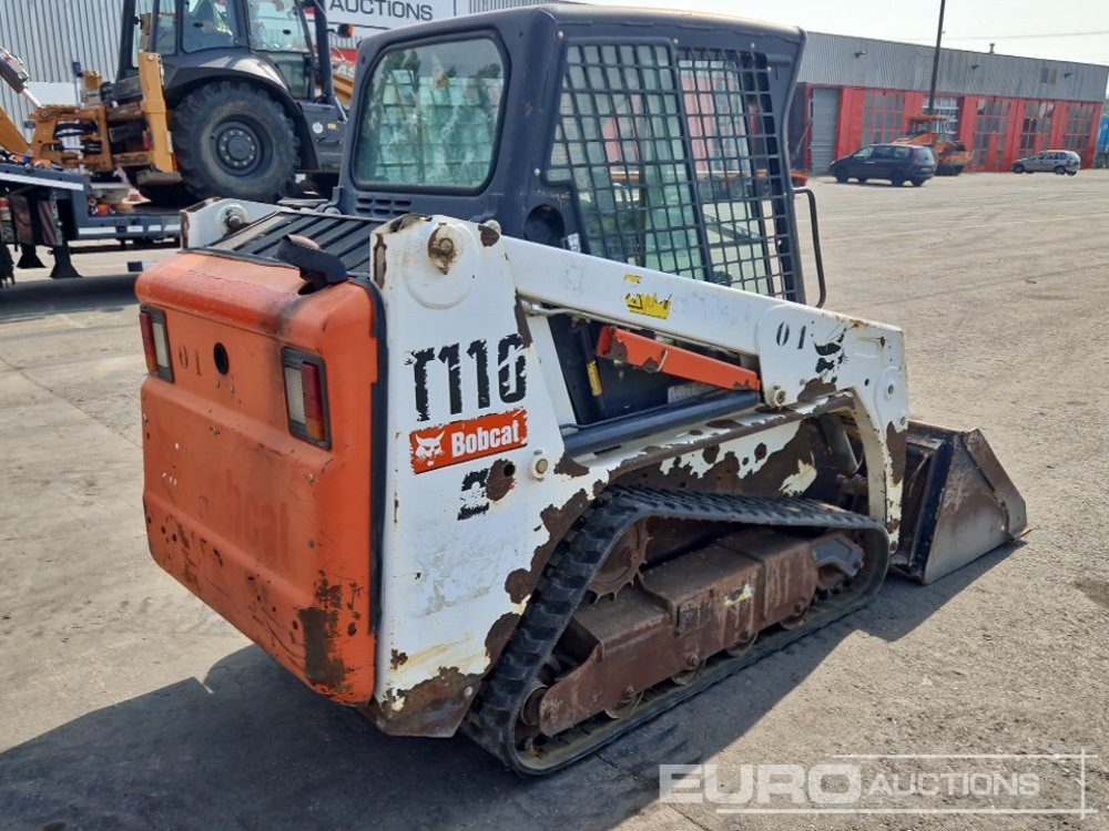 2016 Bobcat T110 - Mini homlokrakodó: 5 kép. 2016 Bobcat T110 - Mini homlokrakodó: 5 kép.