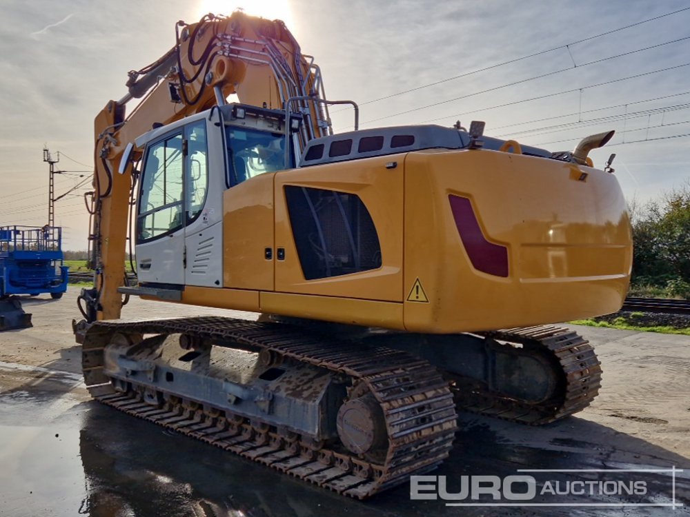 2016 Liebherr R936LC - Lánctalpas kotró: 3 kép. 2016 Liebherr R936LC - Lánctalpas kotró: 3 kép.