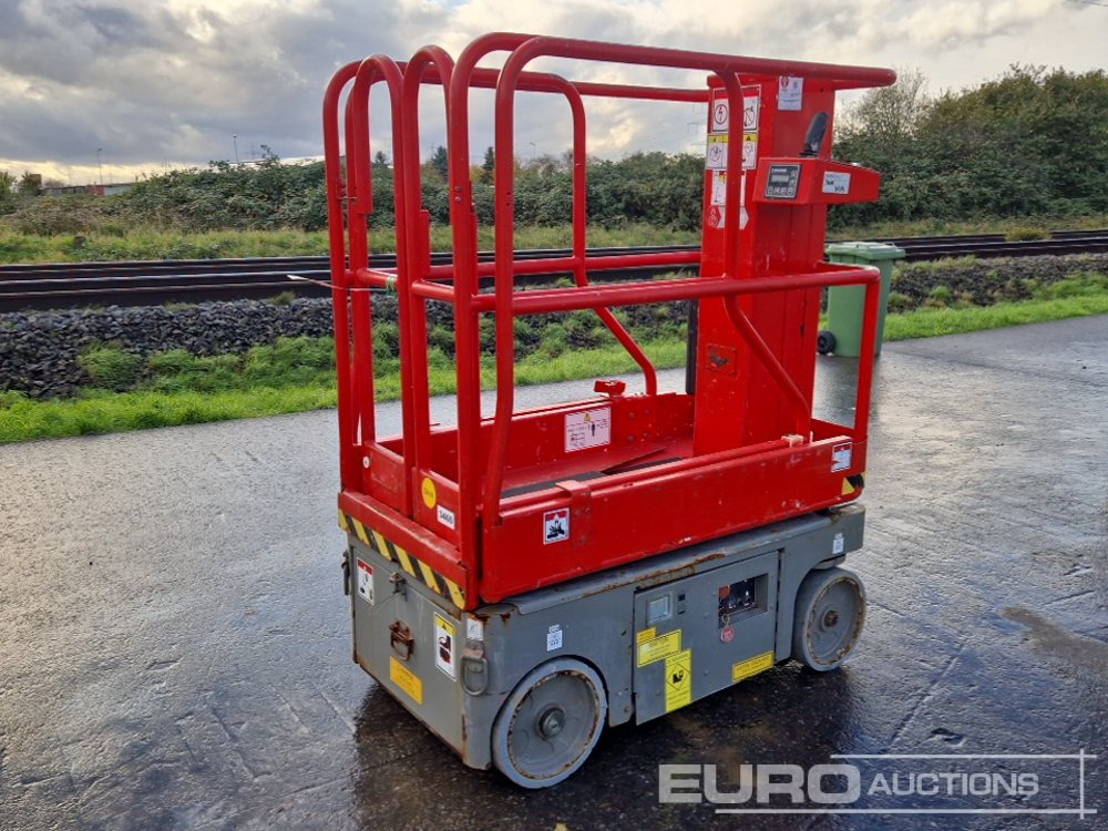 2016 Snorkel TM12-C-E - Oszlopos személyemelő: 1 kép. 2016 Snorkel TM12-C-E - Oszlopos személyemelő: 1 kép.