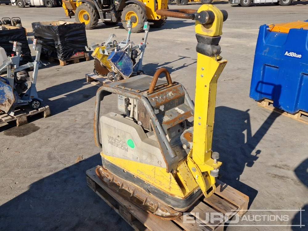 2016 Wacker Neuson DPU6555 HEH - Aszfaltozó gép: 4 kép. 2016 Wacker Neuson DPU6555 HEH - Aszfaltozó gép: 4 kép.