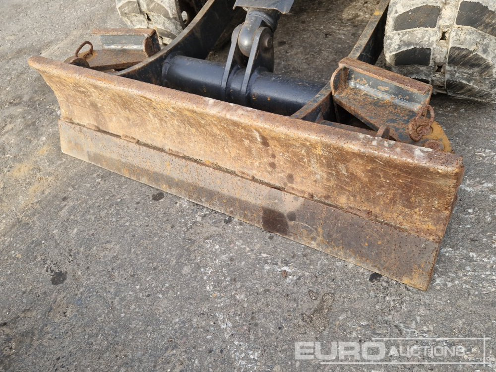 Minikotró 2016 Yanmar SV18: 27 kép.